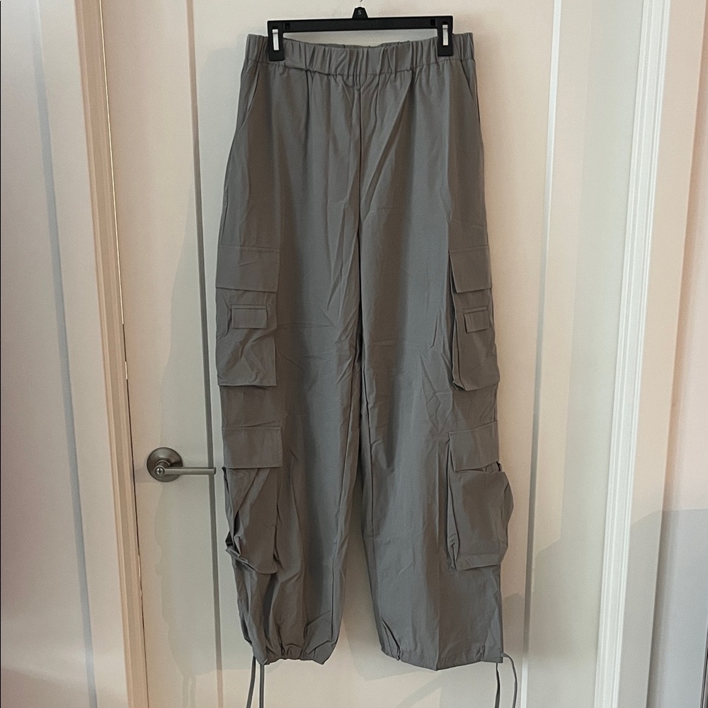 Women's Gray Cargo Pants